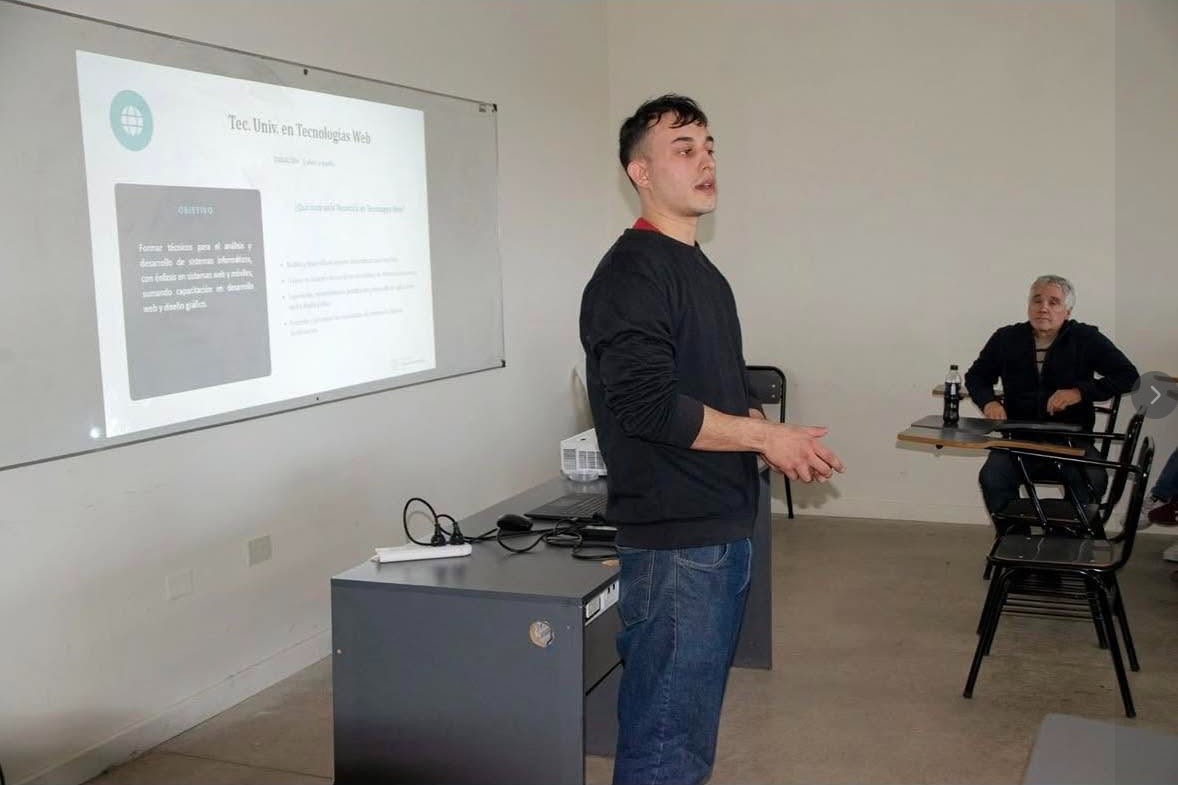 Instructor y Educación